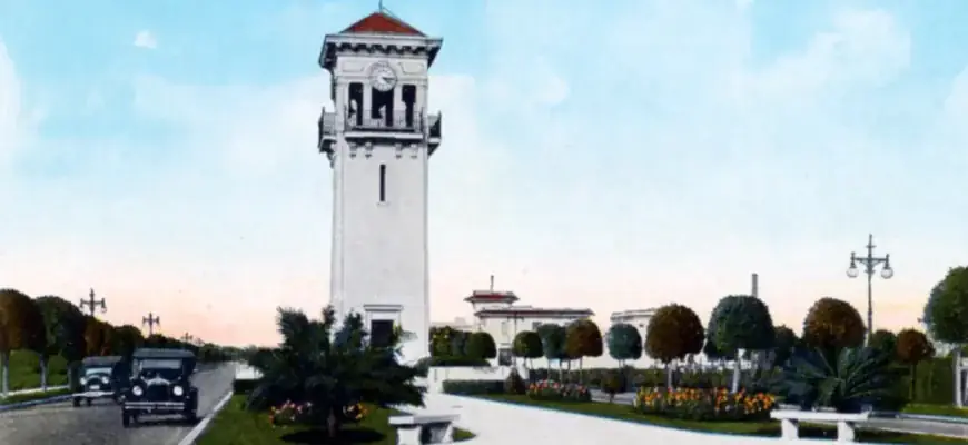 Время на Кубе: часовая башня в районе Мирамар, Гавана, старинная открытка